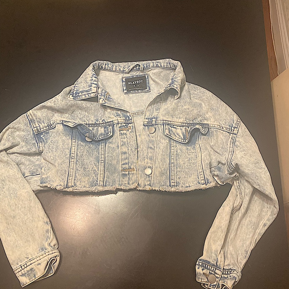 cropped jean jacket from urban planet